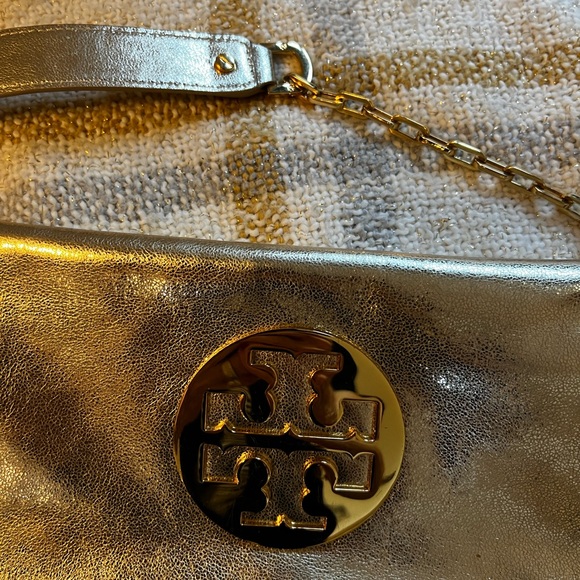 Tory Burch Gold Metallic Clutch Wristlet/Shoulder Bag - Picture 2 of 6